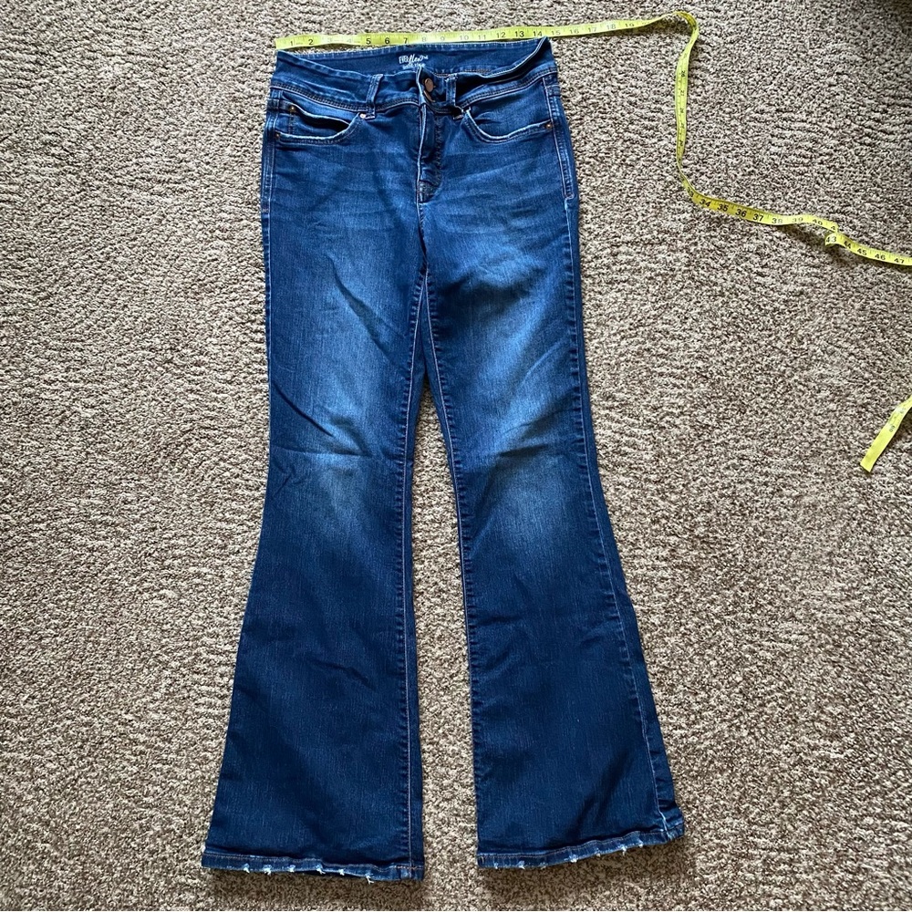Maurices mid rise ever flex jeans